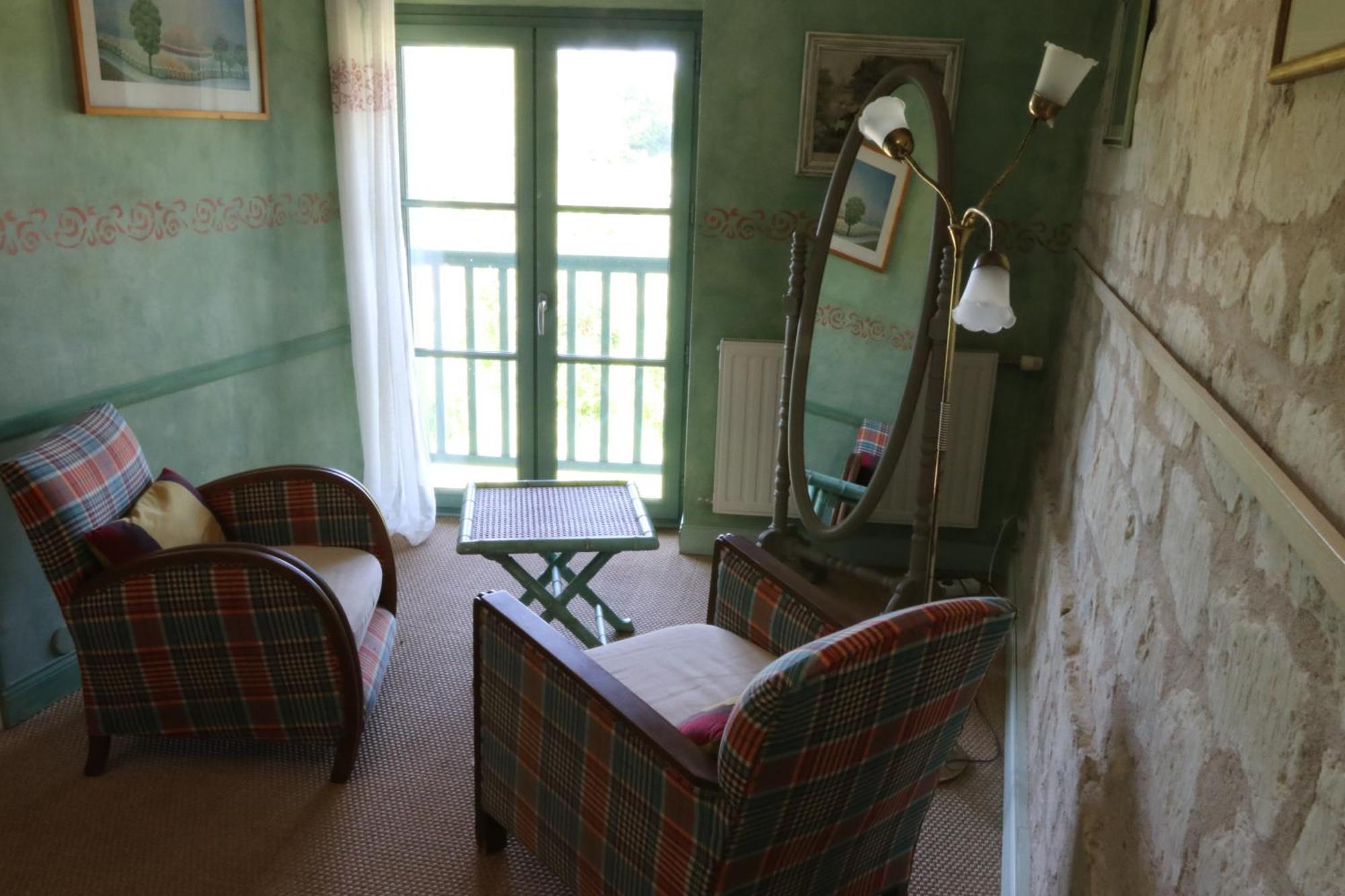Chambres D'Hotes Du Noisillet Cinais Exterior foto