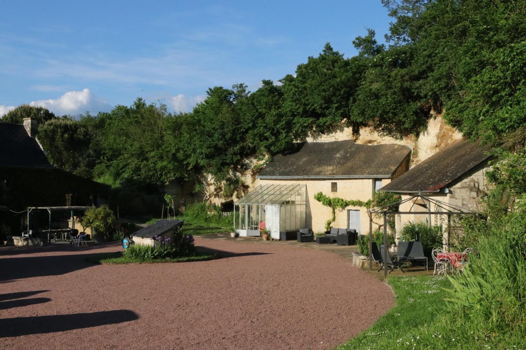 Chambres D'Hotes Du Noisillet Cinais Exterior foto