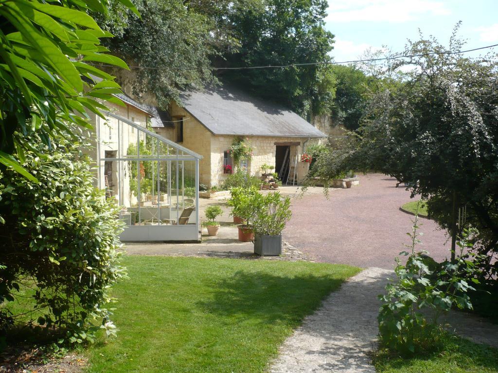 Chambres D'Hotes Du Noisillet Cinais Exterior foto
